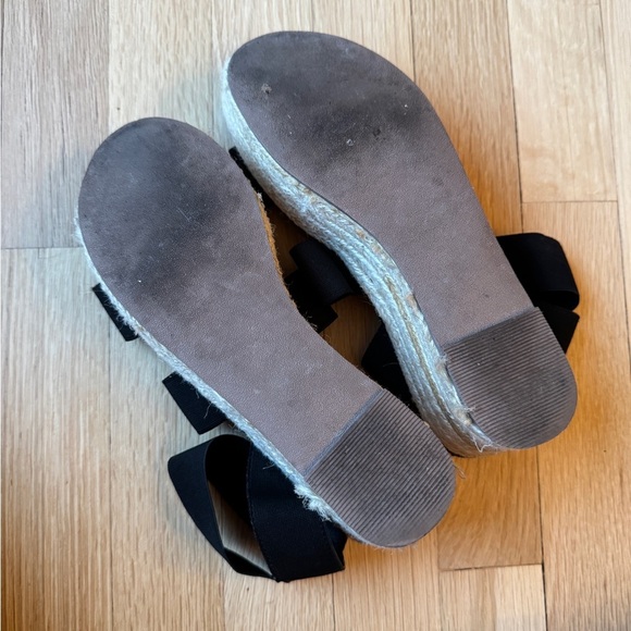 Steve Madden Strappy Sandals - Picture 3 of 3